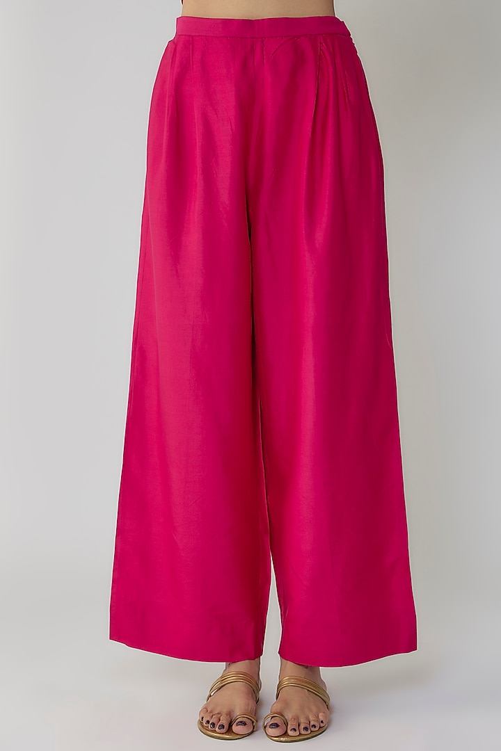 Pink Silk Zari Embroidered Kaftan Set by Jayanti Reddy at Pernia's Pop Up Shop