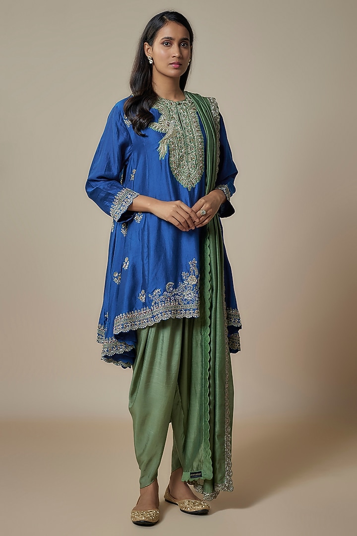 Navy Blue Silk Embroidered Tunic Set by Jayanti Reddy at Pernia's Pop Up Shop