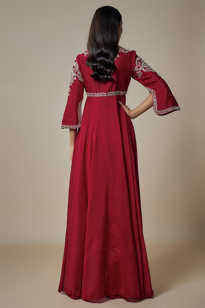 Red Silk Zari Embroidered Wedding Anarkali Set by Jayanti Reddy at Pernia's Pop Up Shop