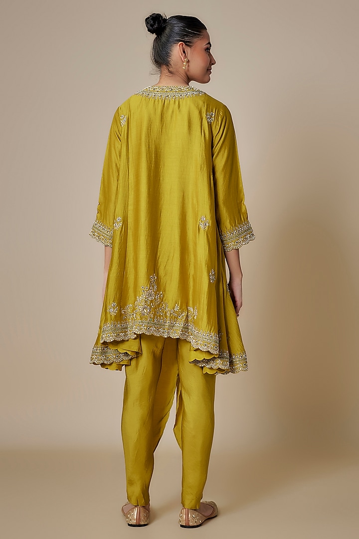 Mustard Yellow Silk Embroidered Tunic Set by Jayanti Reddy at Pernia's Pop Up Shop