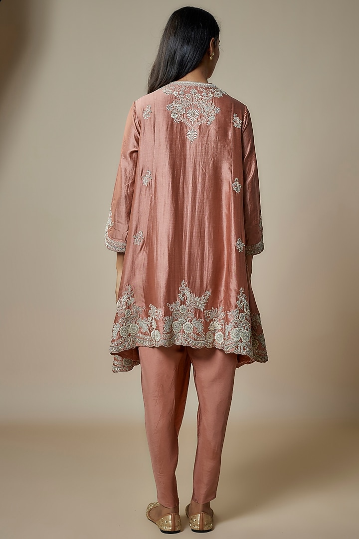 Peach Silk Thread Work Paneled Tunic Set by Jayanti Reddy at Pernia's Pop Up Shop