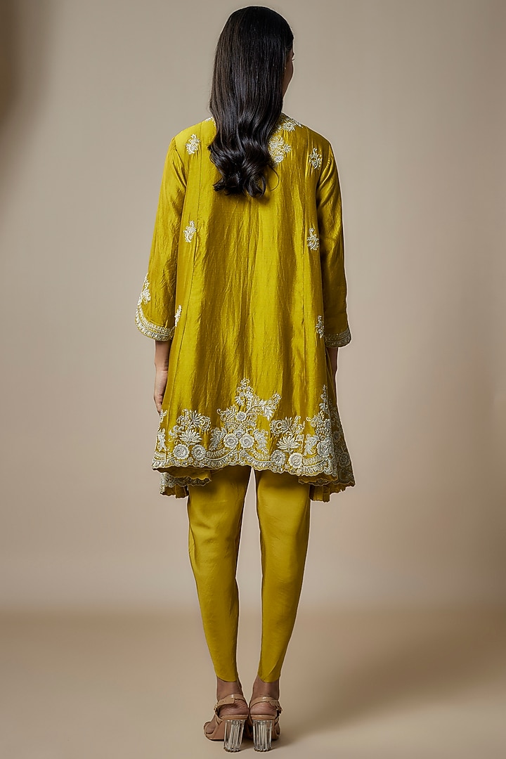 Mustard Silk Thread Work Paneled Tunic Set by Jayanti Reddy at Pernia's Pop Up Shop