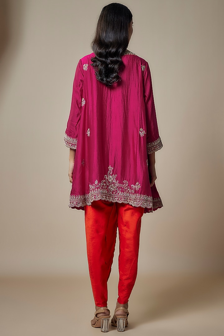 Rani Pink Silk Zari Embroidered Paneled Tunic Set by Jayanti Reddy at Pernia's Pop Up Shop