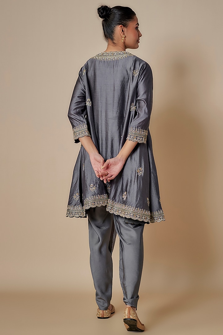 Teal Grey Silk Zari Embroidered Paneled Kurta Set by Jayanti Reddy at Pernia's Pop Up Shop