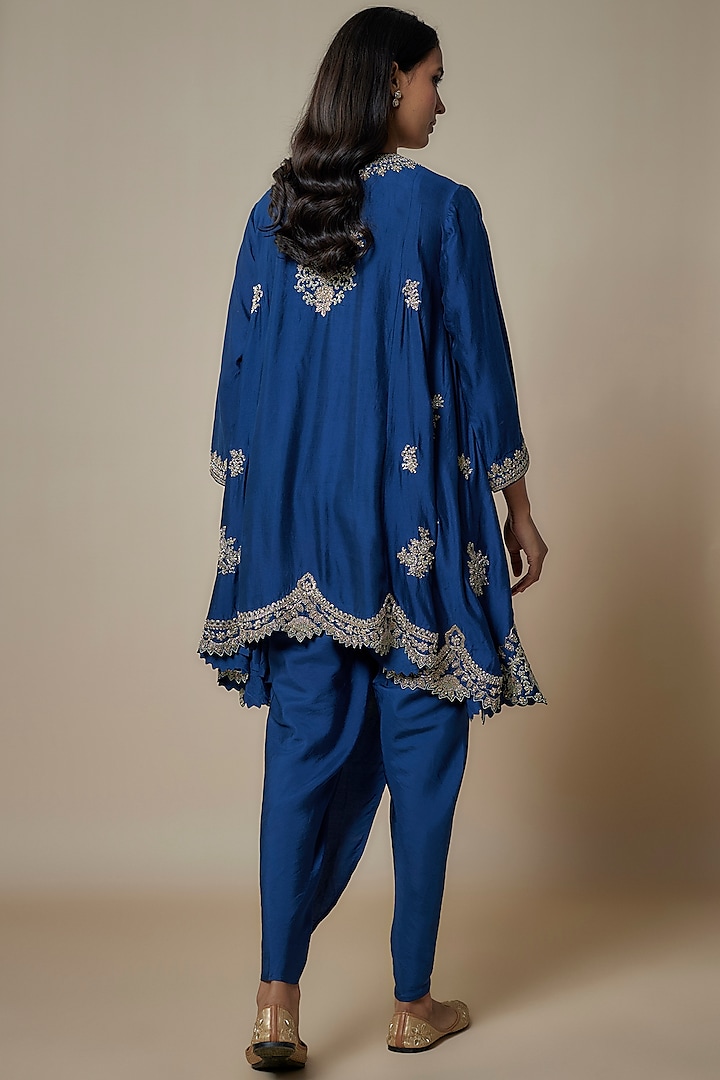 Navy Blue Silk Zari Embroidered Paneled Kurta Set by Jayanti Reddy at Pernia's Pop Up Shop