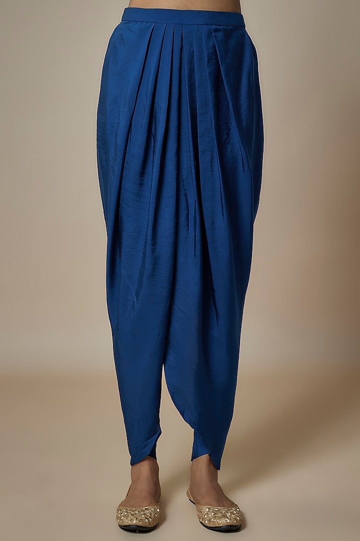 Navy Blue Silk Zari Embroidered Paneled Kurta Set by Jayanti Reddy at Pernia's Pop Up Shop