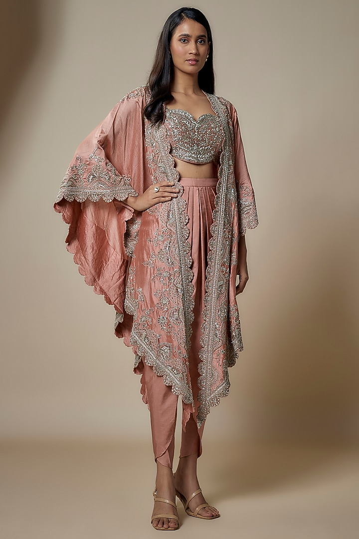Peach Silk Zari Embroidered Cape Set by Jayanti Reddy at Pernia's Pop Up Shop
