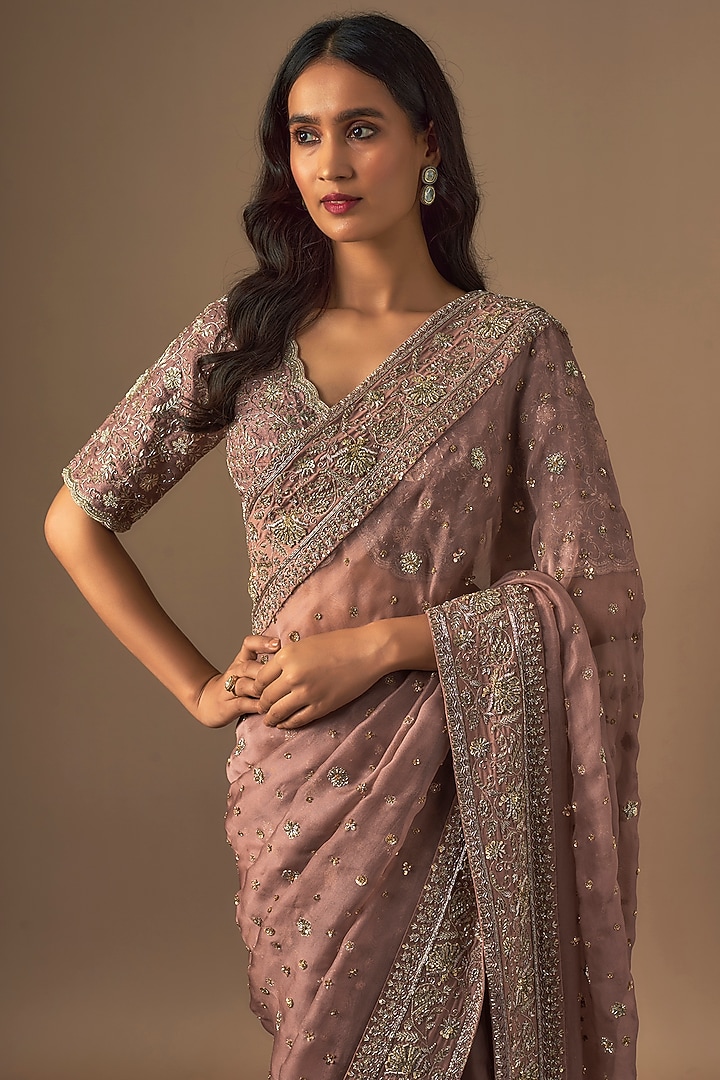 Peach Organza Zardosi Embroidered Bridal Saree Set by Jayanti Reddy at Pernia's Pop Up Shop