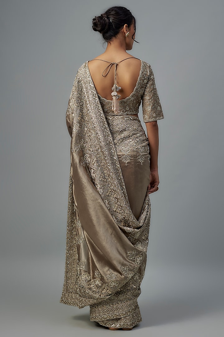 Beige Silk Zardosi Embroidered Bridal Saree Set by Jayanti Reddy at Pernia's Pop Up Shop