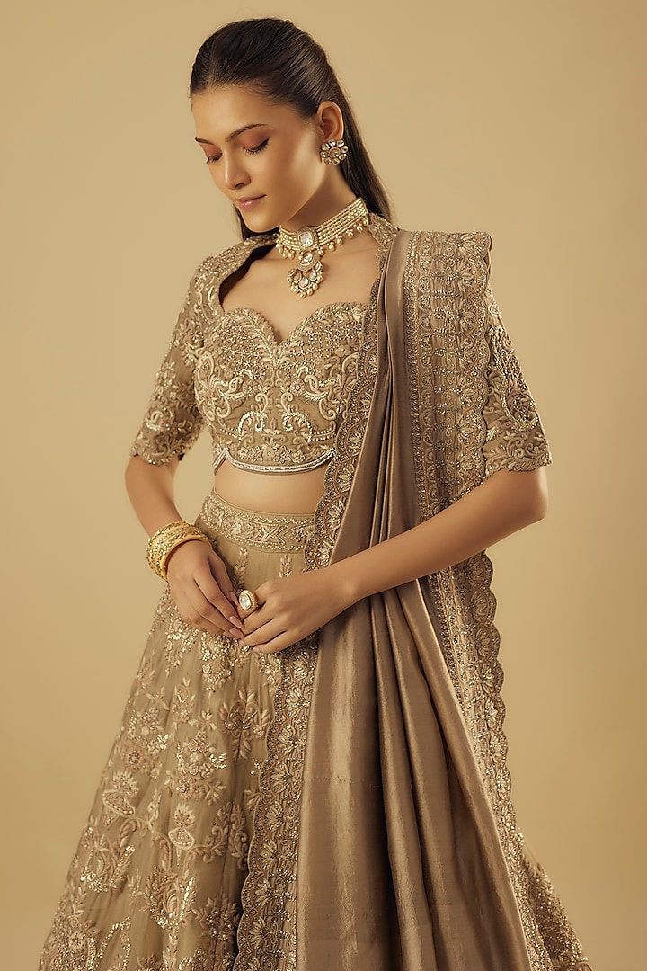 Gold Organza Bridal Lehenga Set by Jayanti Reddy at Pernia's Pop Up Shop