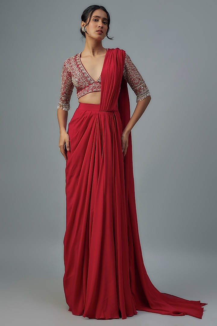 Red Crepe Pre-Draped Saree Set by Jayanti Reddy at Pernia's Pop Up Shop