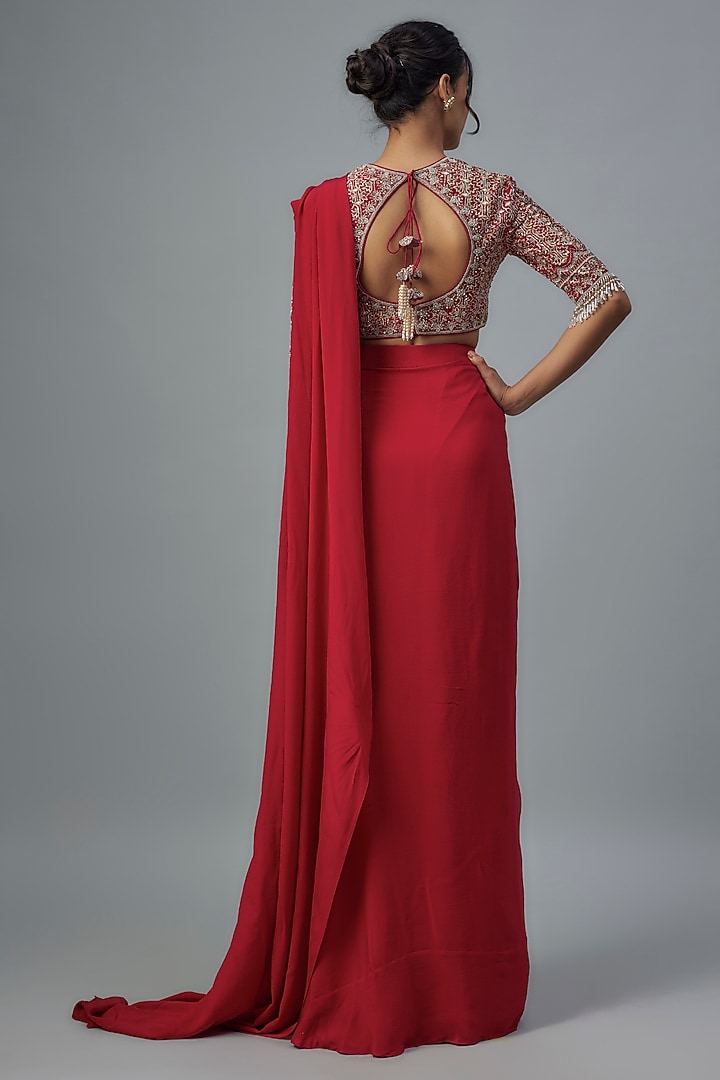 Red Crepe Pre-Draped Reception Saree Set by Jayanti Reddy at Pernia's Pop Up Shop