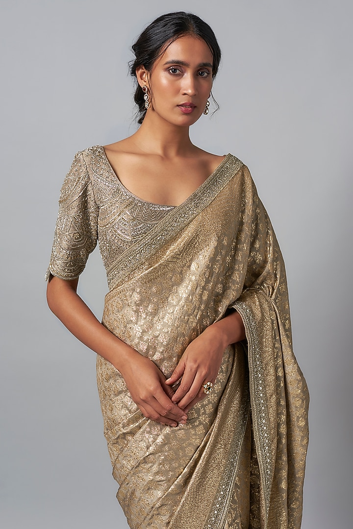Peach Woven Silk Banarasi Bridal Saree Set by Jayanti Reddy at Pernia's Pop Up Shop