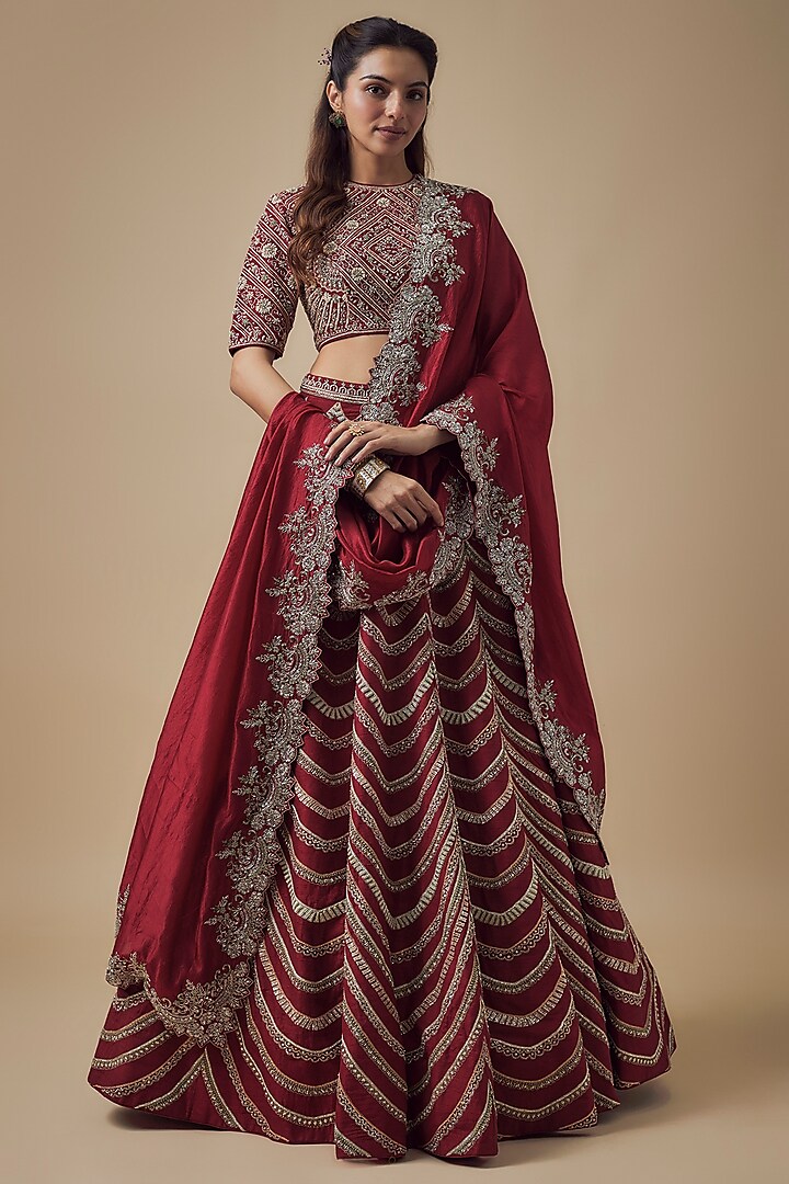 Red Raw Silk Zardosi Embroidered Bridal Lehenga Set by Jayanti Reddy at Pernia's Pop Up Shop