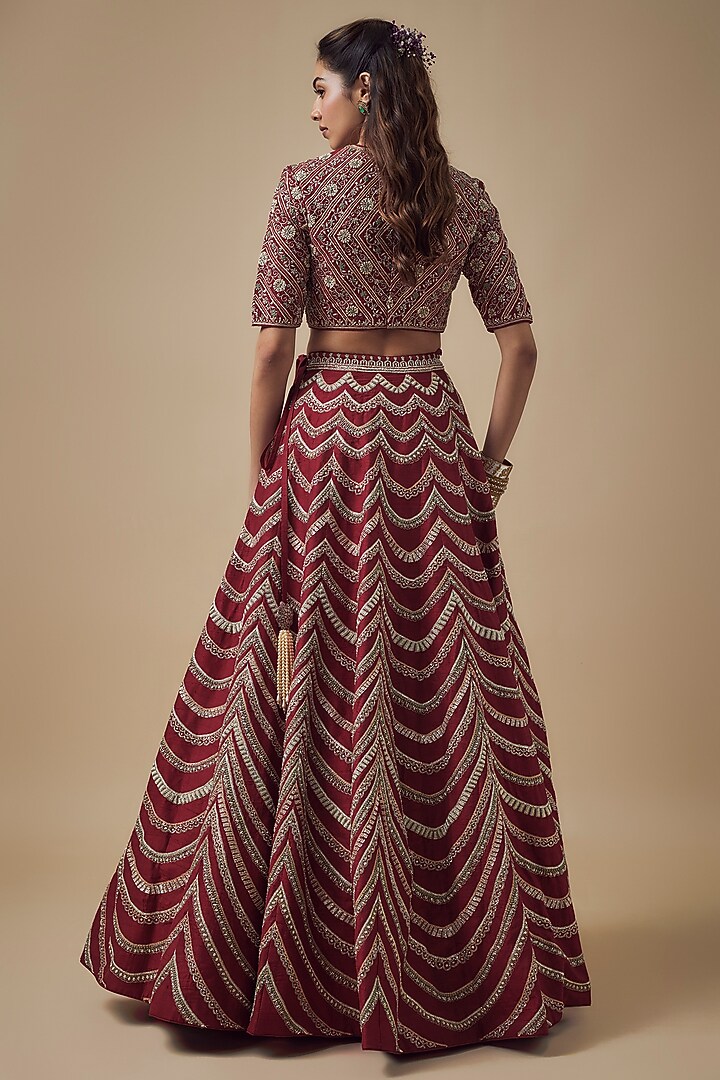 Red Raw Silk Zardosi Embroidered Bridal Lehenga Set by Jayanti Reddy at Pernia's Pop Up Shop