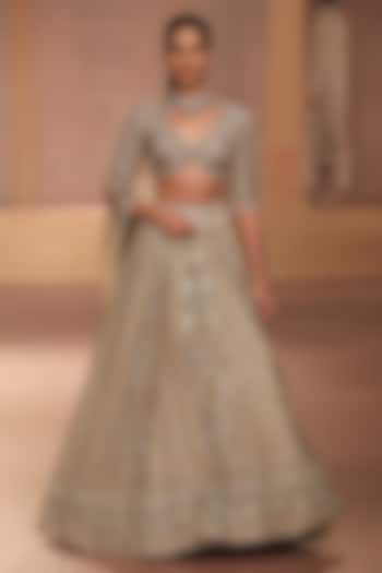 Beige & Gold Organza Gota Embroidered Bridal Lehenga Set by Jayanti Reddy at Pernia's Pop Up Shop