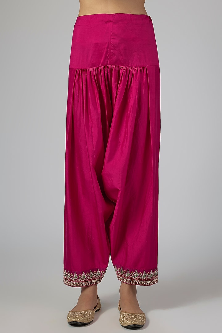 Pink Silk Zardosi Work Kurta Set by Jayanti Reddy at Pernia's Pop Up Shop