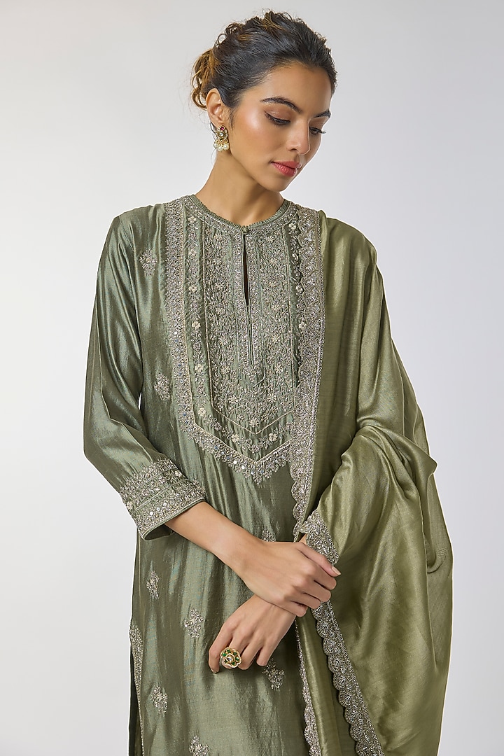 Mint Green Silk Zardosi Work Kurta Set by Jayanti Reddy at Pernia's Pop Up Shop