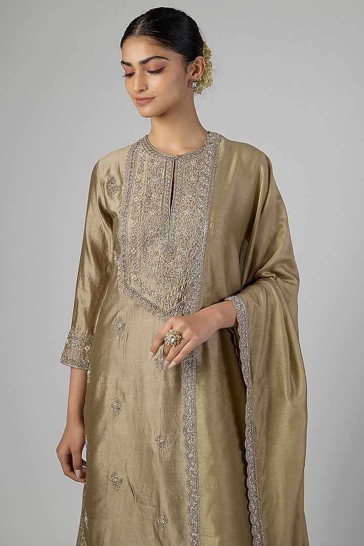 Gold Beige Silk Zardosi Work Kurta Set by Jayanti Reddy at Pernia's Pop Up Shop