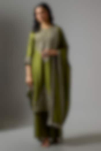 Olive Green Silk Zardosi Work Kurta Set by Jayanti Reddy at Pernia's Pop Up Shop