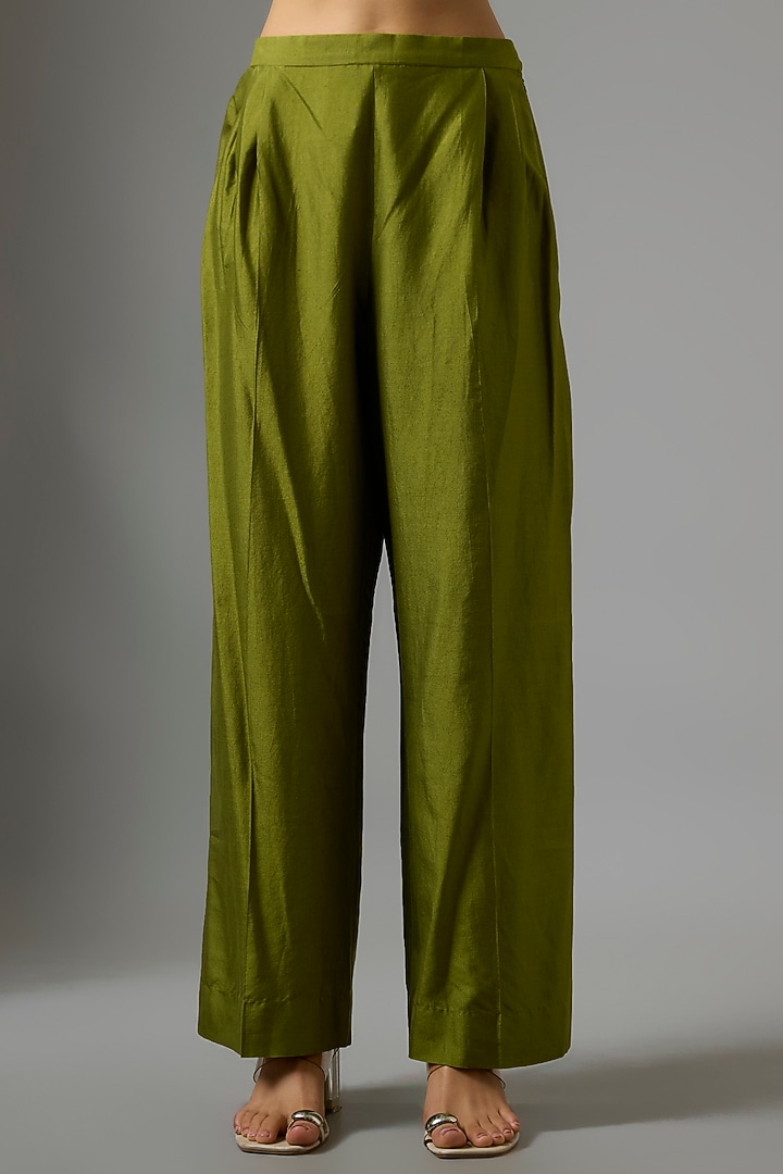 Olive Green Silk Zardosi Work Kurta Set by Jayanti Reddy at Pernia's Pop Up Shop