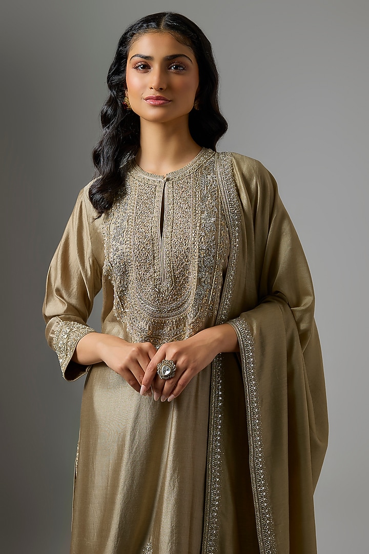 Golden Beige Silk Zardosi Work Kurta Set by Jayanti Reddy at Pernia's Pop Up Shop