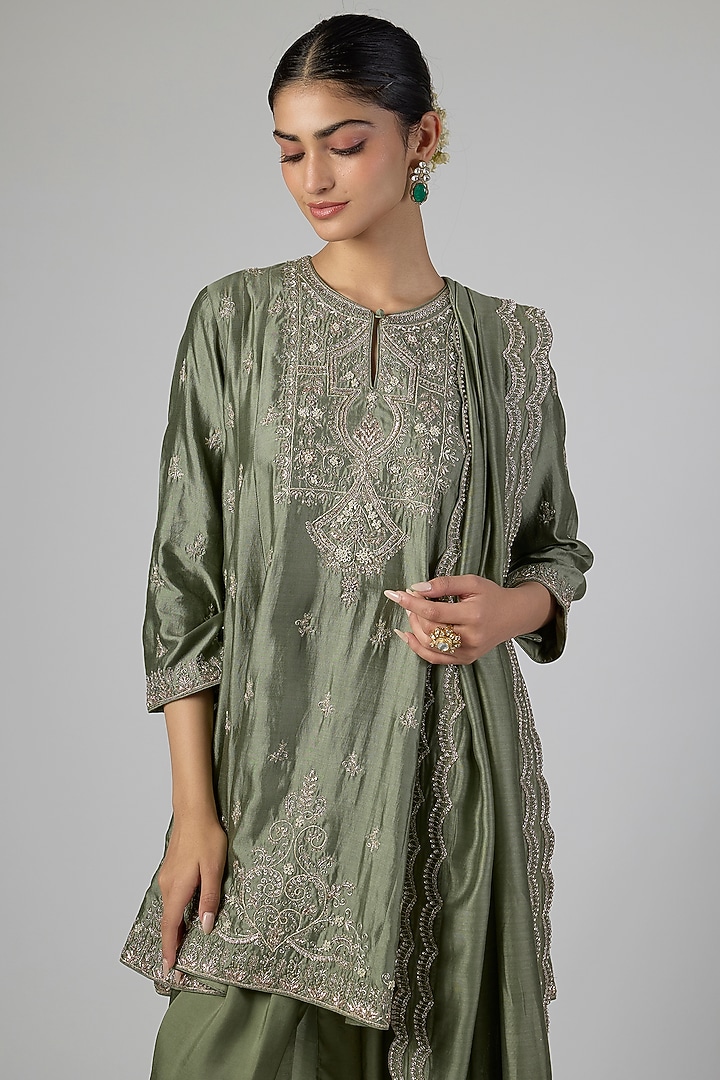 Mint Green Silk Zardosi Work Tunic Set by Jayanti Reddy at Pernia's Pop Up Shop