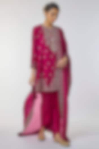 Rani Pink Silk Zardosi Work Tunic Set by Jayanti Reddy at Pernia's Pop Up Shop