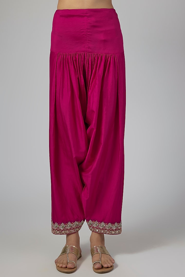 Pink Silk Zardosi Work Kurta Set by Jayanti Reddy at Pernia's Pop Up Shop