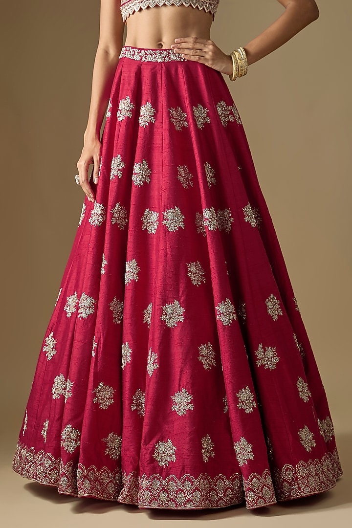 Red Raw Silk Zardosi Embroidered Bridal Lehenga Set by Jayanti Reddy at Pernia's Pop Up Shop