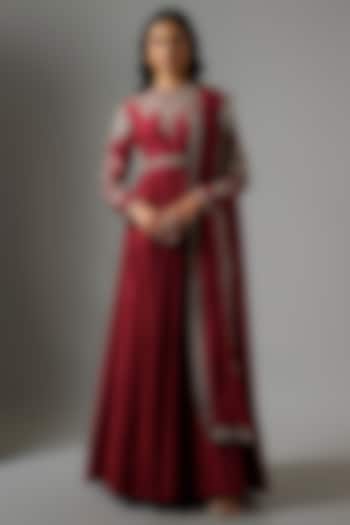 Red Silk Embroidered Bridal Anarkali Set by Jayanti Reddy at Pernia's Pop Up Shop