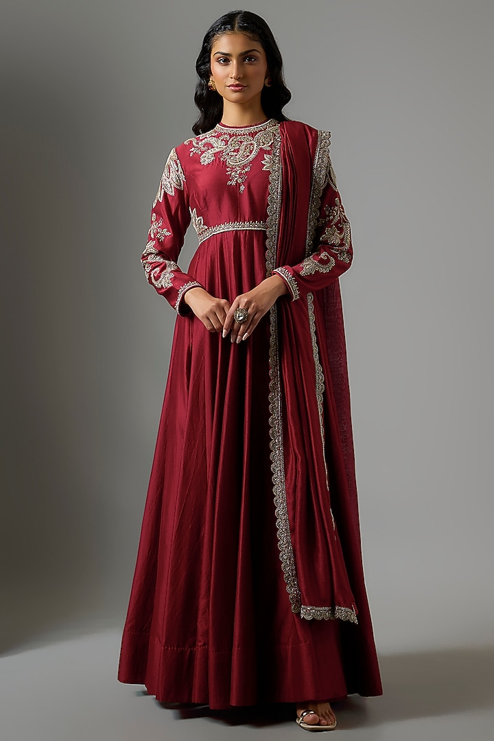 Red Silk Embroidered Bridal Anarkali Set by Jayanti Reddy at Pernia's Pop Up Shop