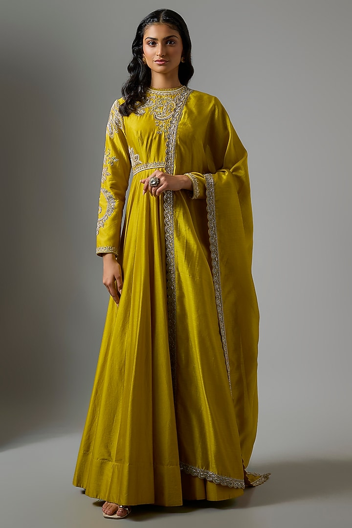 Mustard Silk Embroidered Bridal Anarkali Set by Jayanti Reddy at Pernia's Pop Up Shop