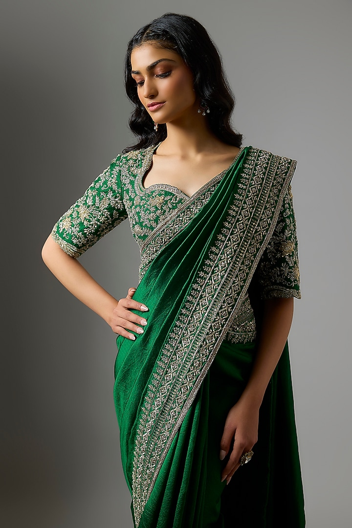 Green Silk Zardosi Embroidered Bridal Saree Set by Jayanti Reddy at Pernia's Pop Up Shop