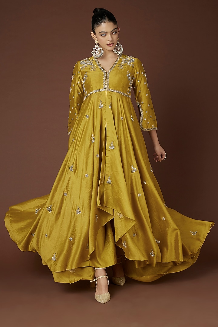 Mustard Chanderi Silk Wedding Anarkali Set by Jayanti Reddy at Pernia's Pop Up Shop