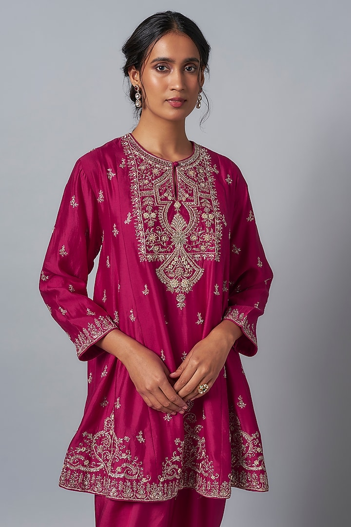 Pink Silk Zardosi Embroidered Kurta Set by Jayanti Reddy at Pernia's Pop Up Shop