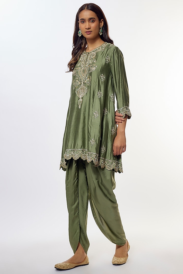 Mint Green Silk Zardosi Embroidered Kurta Set by Jayanti Reddy at Pernia's Pop Up Shop