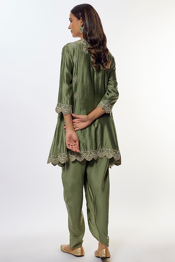 Mint Green Silk Zardosi Embroidered Kurta Set by Jayanti Reddy at Pernia's Pop Up Shop