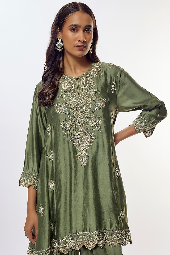 Mint Green Silk Zardosi Embroidered Kurta Set by Jayanti Reddy at Pernia's Pop Up Shop