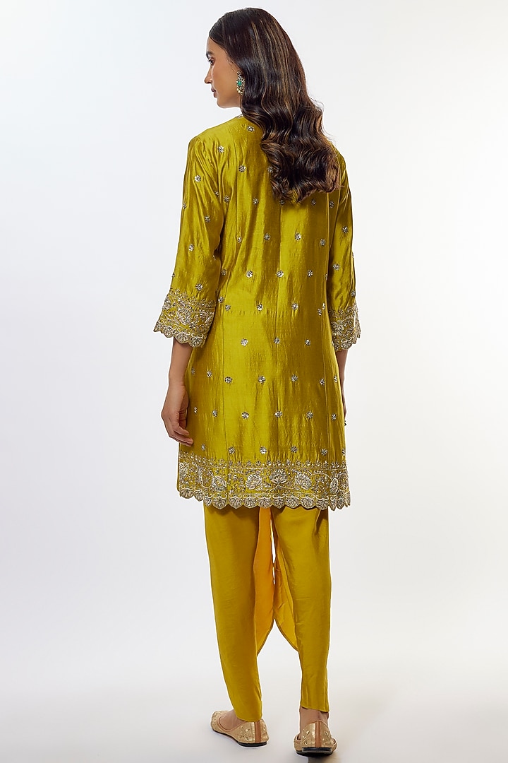 Yellow Silk Zardosi Embroidered Kurta Set by Jayanti Reddy at Pernia's Pop Up Shop