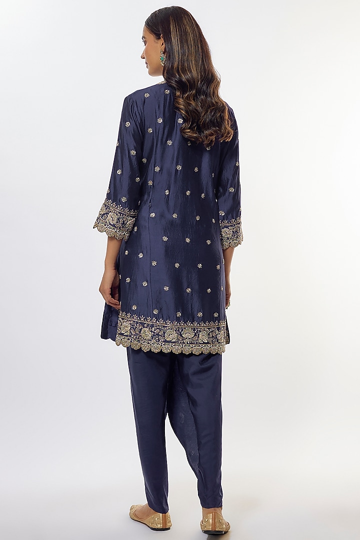 Purple Silk Zardosi Embroidered Kurta Set by Jayanti Reddy at Pernia's Pop Up Shop