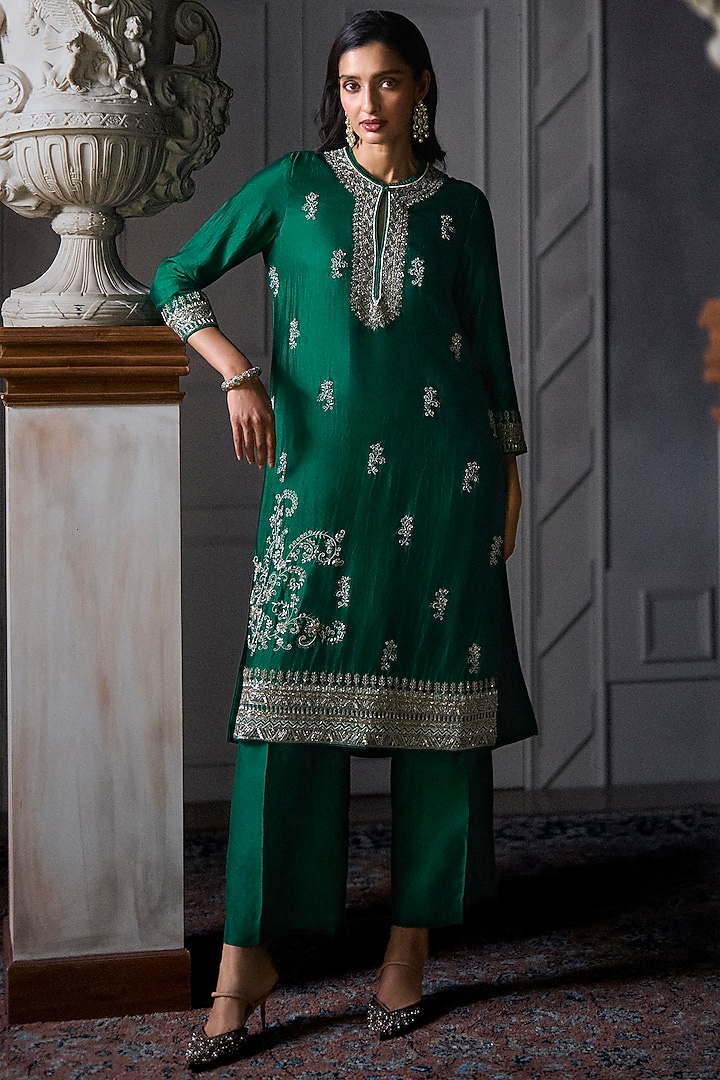 Bottle Green Silk Embroidered Kurta Set by Jayanti Reddy at Pernia's Pop Up Shop