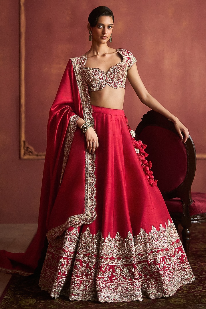 Red Raw Silk Embroidered Bridal Lehenga Set by Jayanti Reddy at Pernia's Pop Up Shop