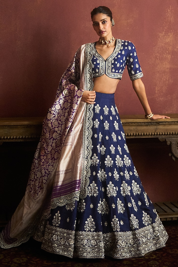 Purple Raw Silk Embroidered Bridal Lehenga Set by Jayanti Reddy at Pernia's Pop Up Shop