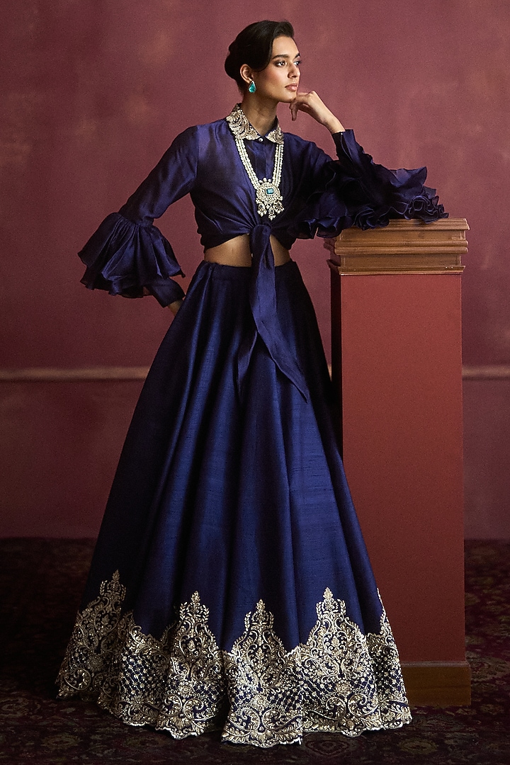 Purple Raw Silk Embroidered Bridal Lehenga Set by Jayanti Reddy at Pernia's Pop Up Shop