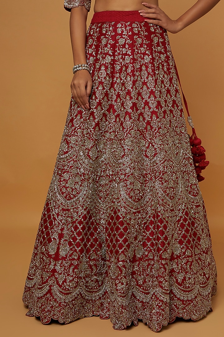 Red Raw Silk Embroidered Bridal Lehenga Set by Jayanti Reddy at Pernia's Pop Up Shop