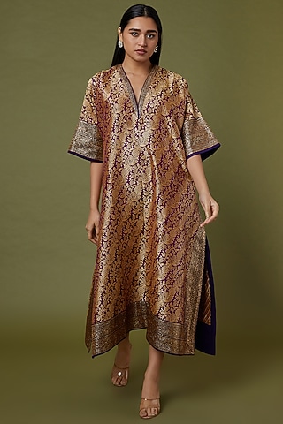 Purple Banarasi Kaftan by Jayanti Reddy