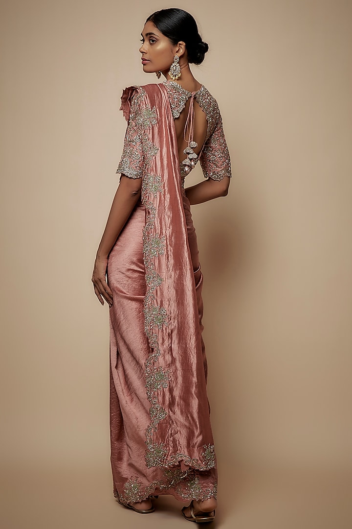 Peach Silk Zari Embroidered Bridal Saree Set by Jayanti Reddy at Pernia's Pop Up Shop