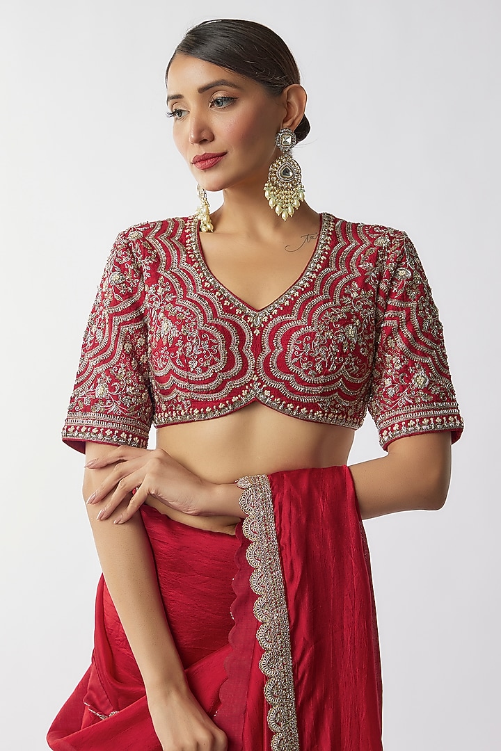 Red Silk Zari Embroidered Reception Saree Set by Jayanti Reddy at Pernia's Pop Up Shop