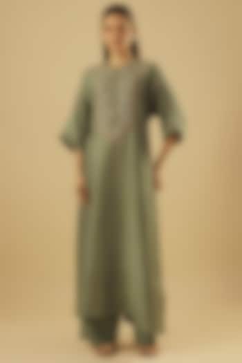 Beige Silk Zardosi Embroidered Kaftan Set by Jayanti Reddy at Pernia's Pop Up Shop